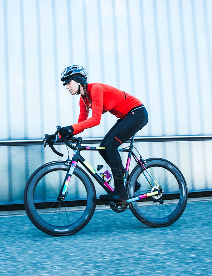 Floez Design Agentur - Kampagnenbild - Produkteinführung Kampagne fuer Adidas Cycling - fast is feared
